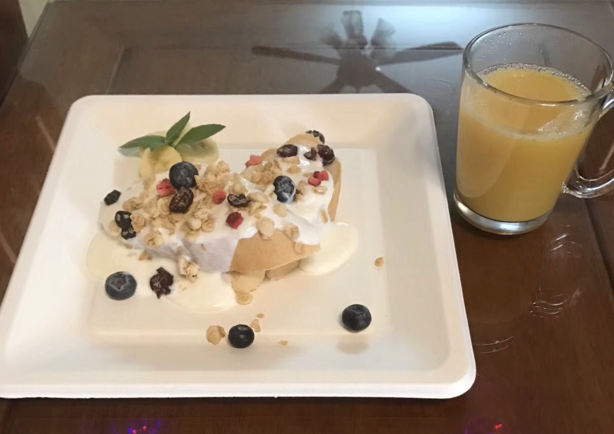 DIY breakfast with French bread