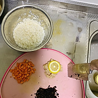 宝宝辅食-鸡肉焖饭（营养快手早餐）的做法图解3