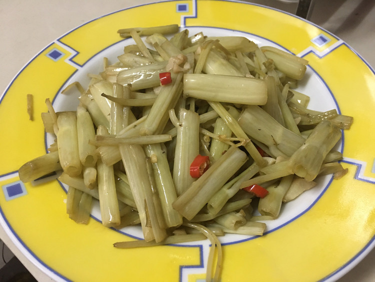 酸辣空心菜梗的做法