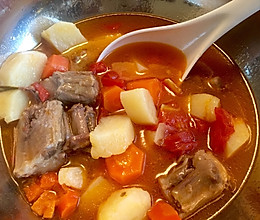 西红柿土豆胡萝卜牛尾骨汤的做法