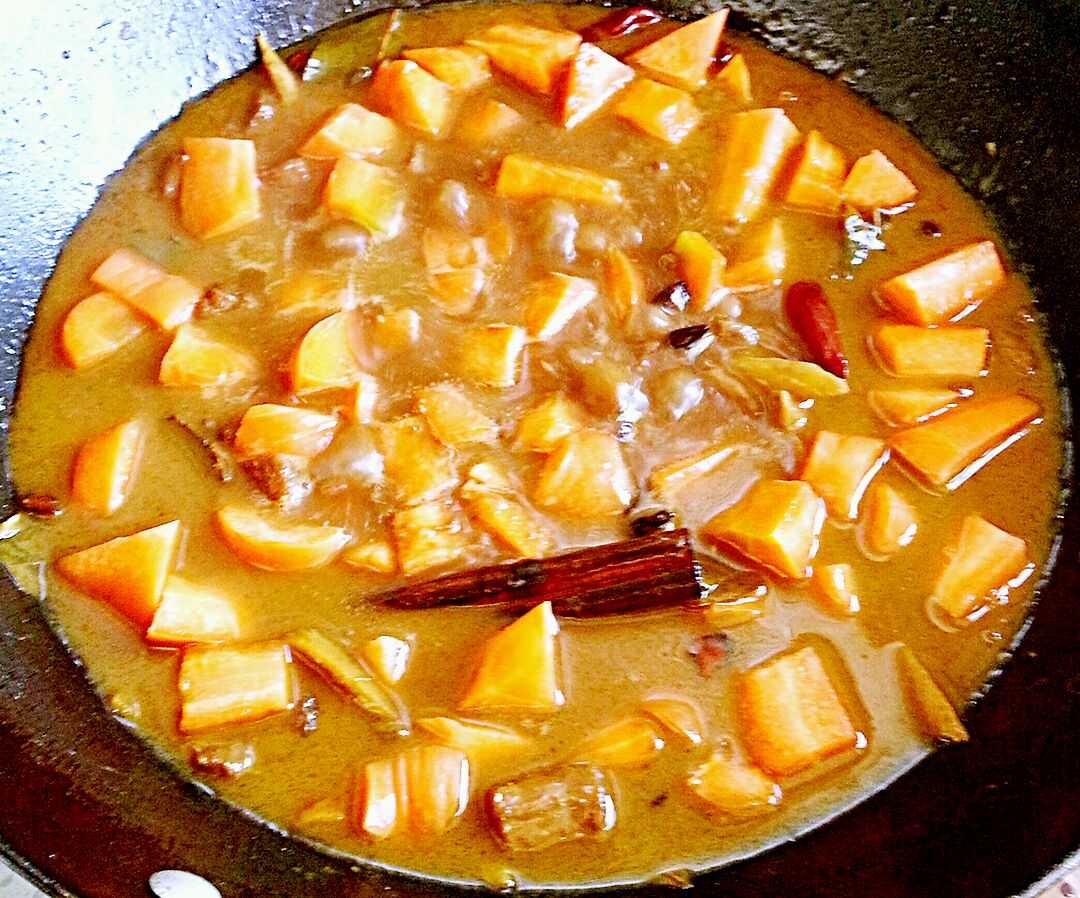 胡萝卜土豆丁怎么做_胡萝卜土豆丁的做法_豆果美食