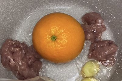 原只鲜橙炖猪瘦肉