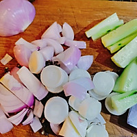香辣干锅鸭掌（家庭版）的做法图解2