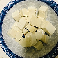 松花蛋拌榨菜豆腐的做法图解3