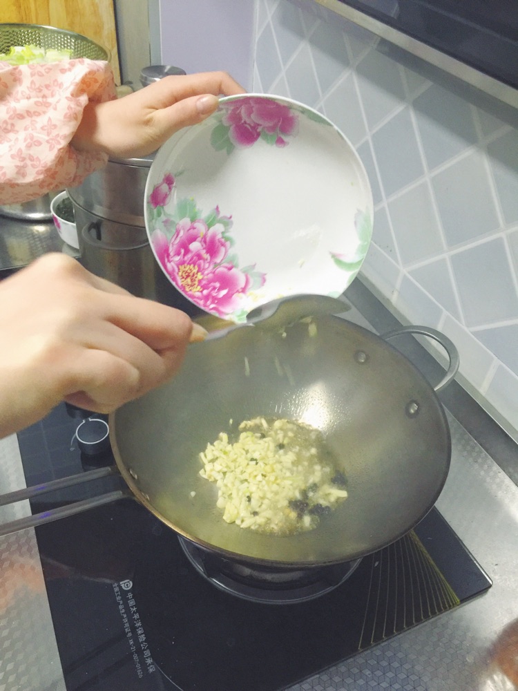 蒜蓉油麦的做法图解4