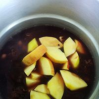 花生苹果银耳黑米粥--冬季暖身的做法图解9