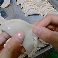春节特色小吃——酥角的做法图解2