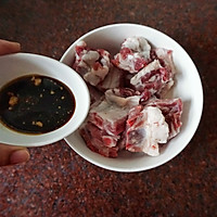 虫草花红枣蒸排骨的做法图解1