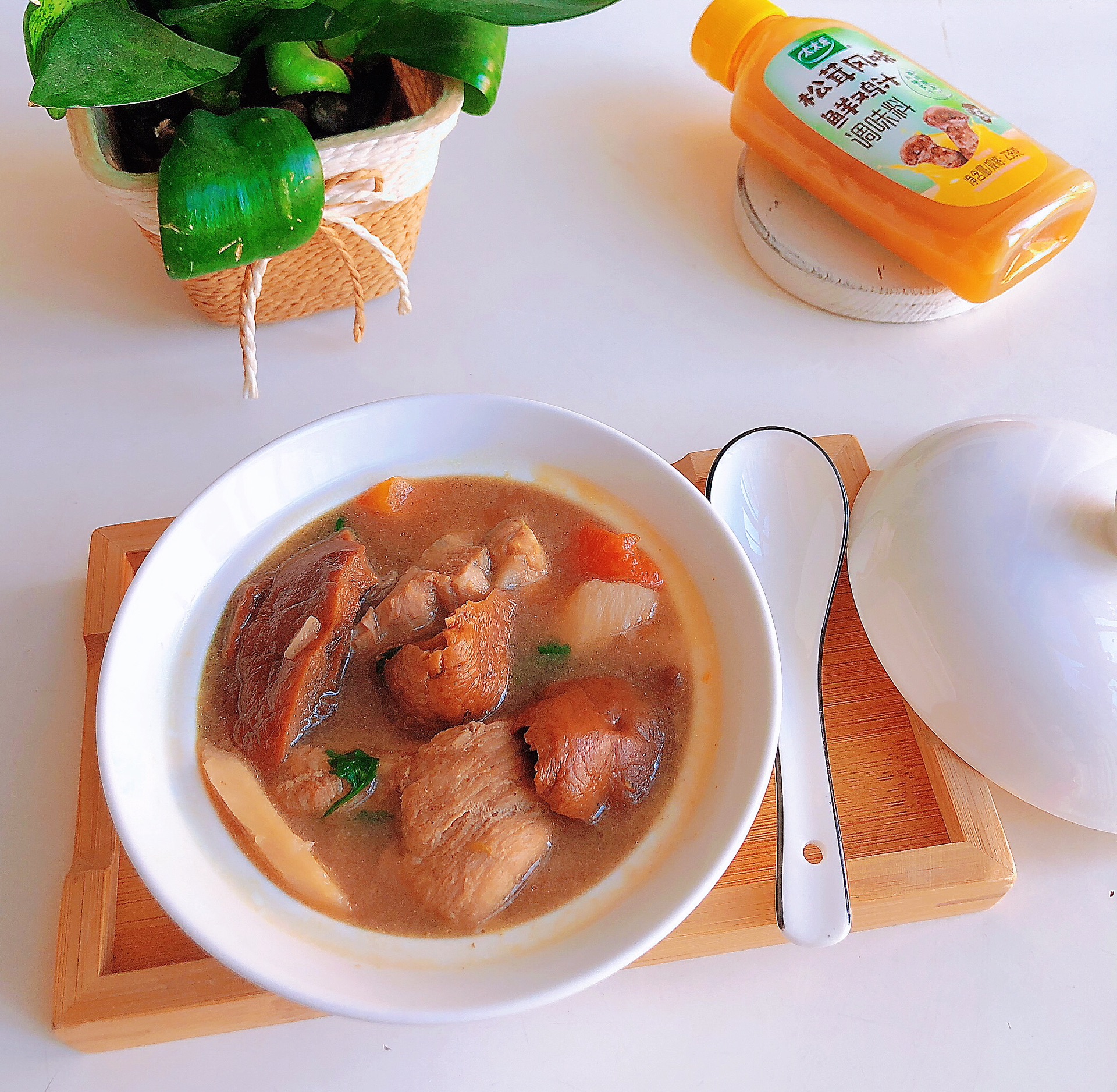 菌菇煲排骨汤怎么做_菌菇煲排骨汤的做法_下厨房的k66_豆果美食