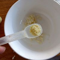 凉拌黄瓜腐竹的做法图解9