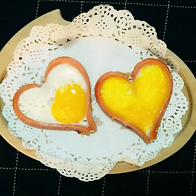 元气早餐— —爱心火腿肠煎蛋