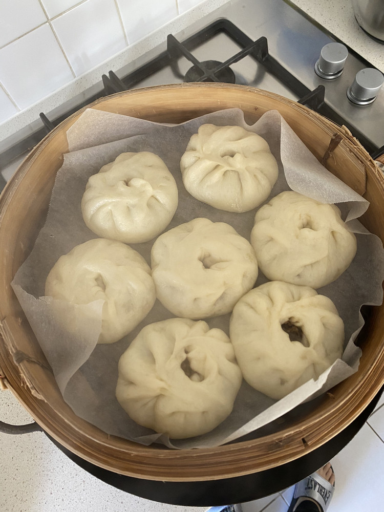 超级美味的“蜜汁”牛肉大包的做法