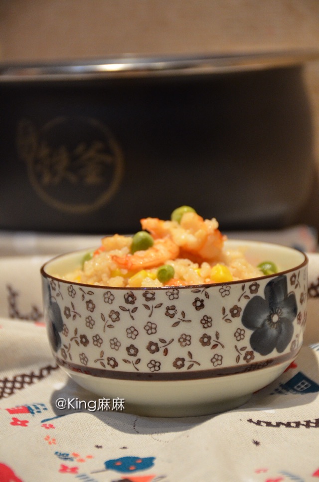 什锦虾仁煲仔饭的做法图解10