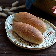 #换着花样吃早餐# 多谷麻糬肉松面包