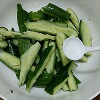 凉拌青瓜的做法图解7