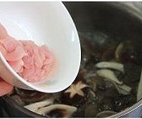 鲜菇猪红汤的做法图解8