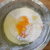 5.7宝宝早餐  西红柿鸡蛋疙瘩汤  鸡蛋饼的做法图解3