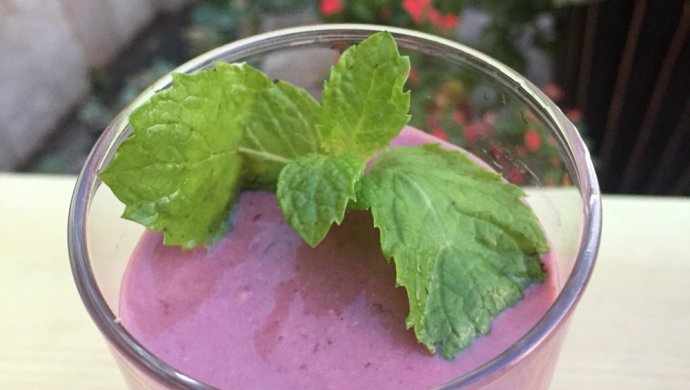 夏日冰爽smoothie 满满的花青素啊