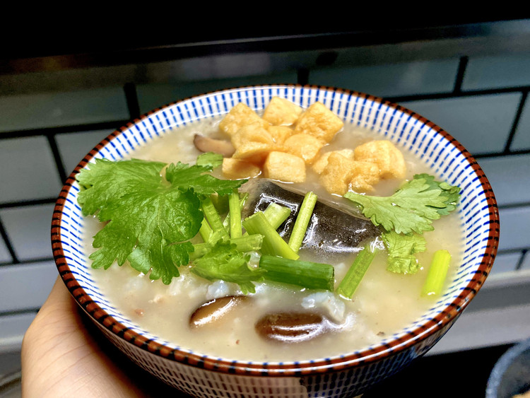 爱粥的一定要收藏，砂锅粥这样煲太好吃了!的做法