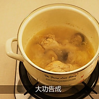 益气莲子香菇鸡汤的做法图解3