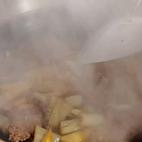 暖暖的，很好吃——冬笋腌菜驴肉锅的做法图解11