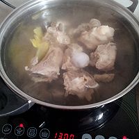 天麻筒骨汤的做法图解6