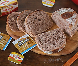 #法式面包#外脆里软，香甜可口的法式果酱黑麦面包的做法