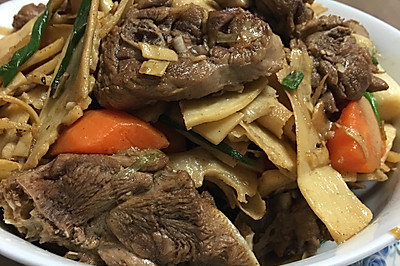 春笋焖鹅