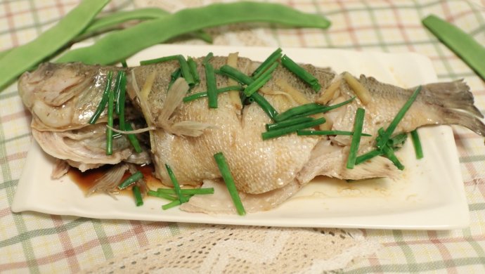 清蒸鲈鱼