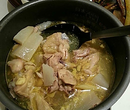 煲鸡汤—超级懒人煲汤法，超好喝～的做法