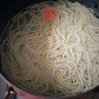 东北炸酱面，一口清凉的做法图解8