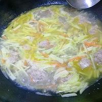#橄享国民味 热烹更美味#牛肉丸黄瓜汤的做法图解8