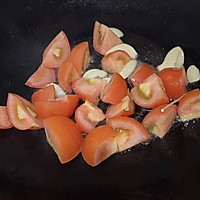 #暖冬酱在手，嗨吃部队锅#金针菇番茄汤的做法图解6