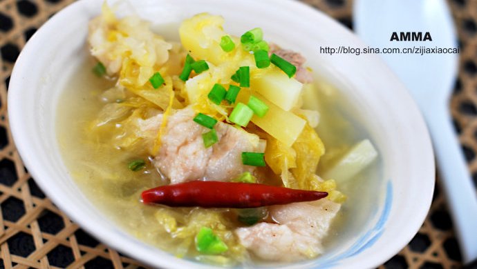 酸菜白肉熬土豆