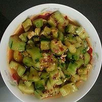 凉拌黄瓜的做法图解1