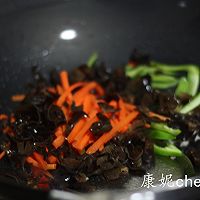 胡萝卜木耳炒肉丝#太太乐鲜鸡汁中式#的做法图解8