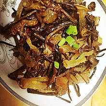 腊肉茶树菇