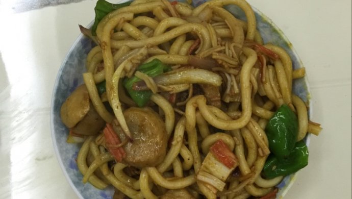 咖喱海鲜乌冬面