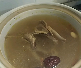熬鸽子汤的做法
