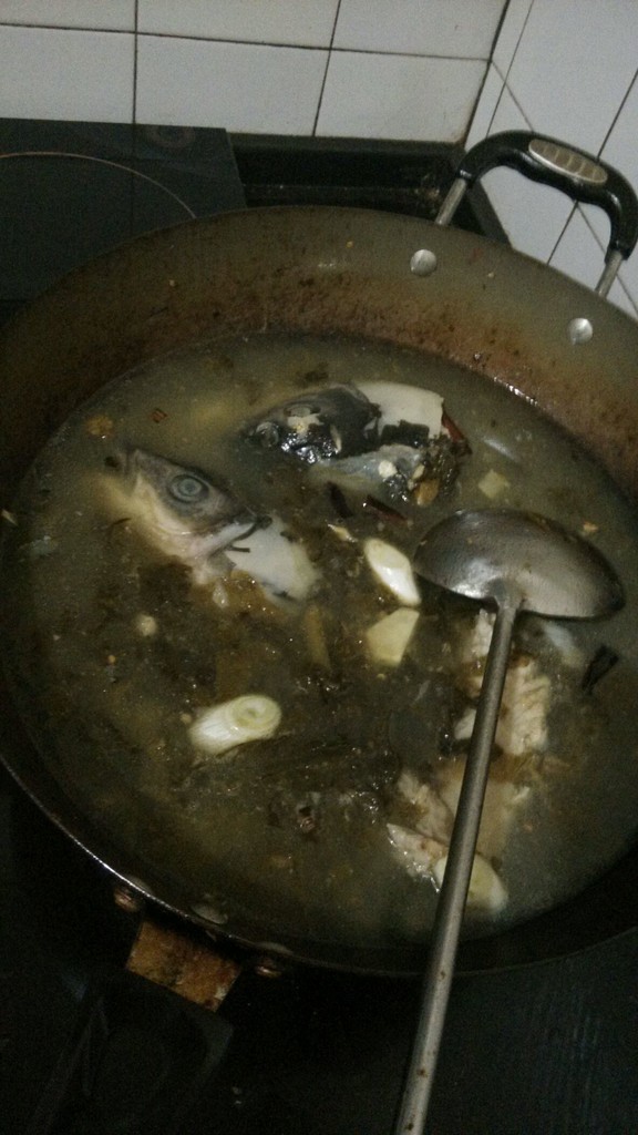 酸菜鱼炖豆腐豆芽家常版的做法图解6