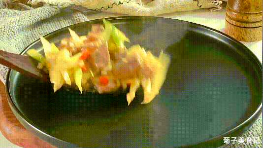 #美味中国年#⭐芦笋炒牛排⭐的做法图解7