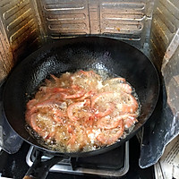 色香味油爆虾的做法图解4