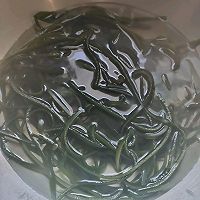 凉拌酸辣海带丝的做法图解3