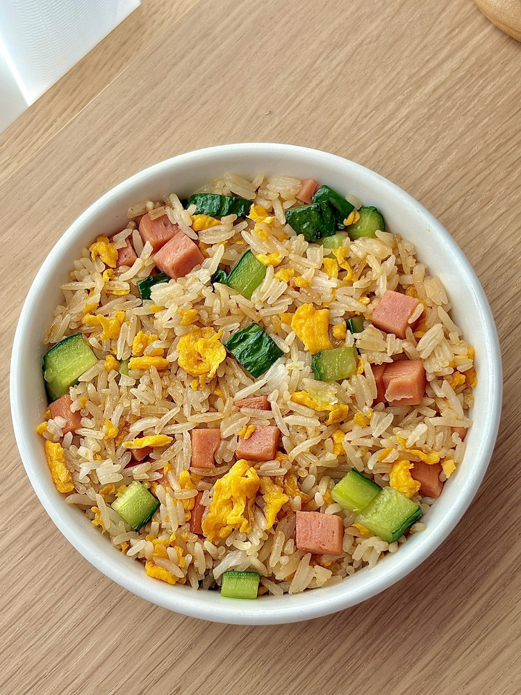 低卡黄瓜鸡蛋炒饭❗️减重主食午餐的做法
