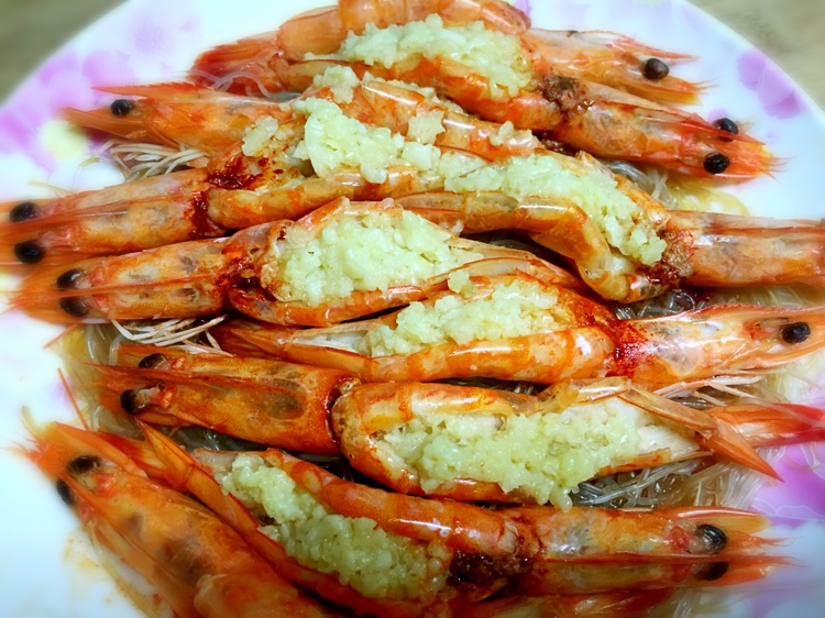 蒜蓉粉丝开背虾的做法图解12