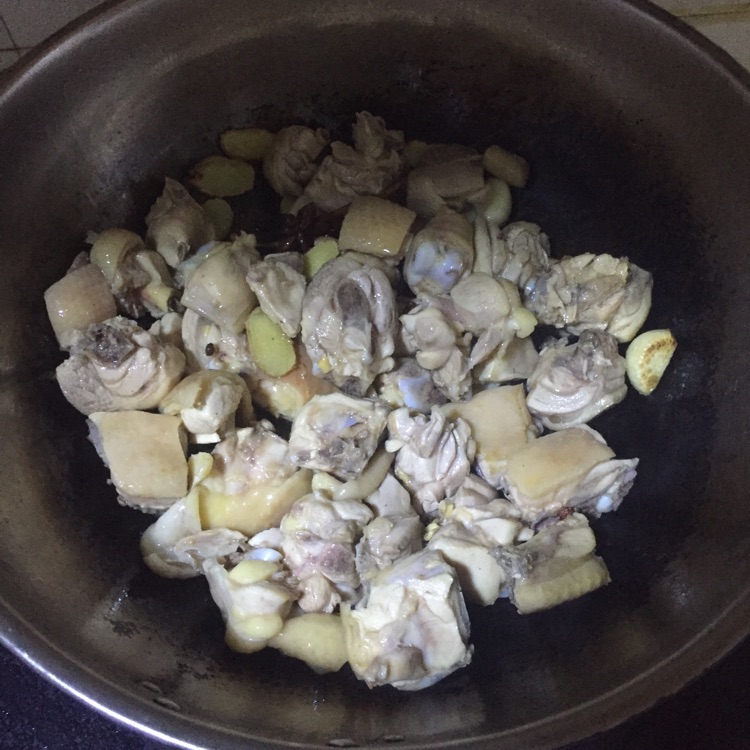 干豆角土豆焖鸡的做法图解3