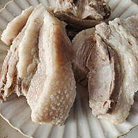 黄瓜白肉的做法图解1