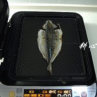 【利仁侧开时代LR-FD431电饼铛试用】烤开片鱼的做法图解10