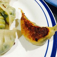 煎饺的做法图解5
