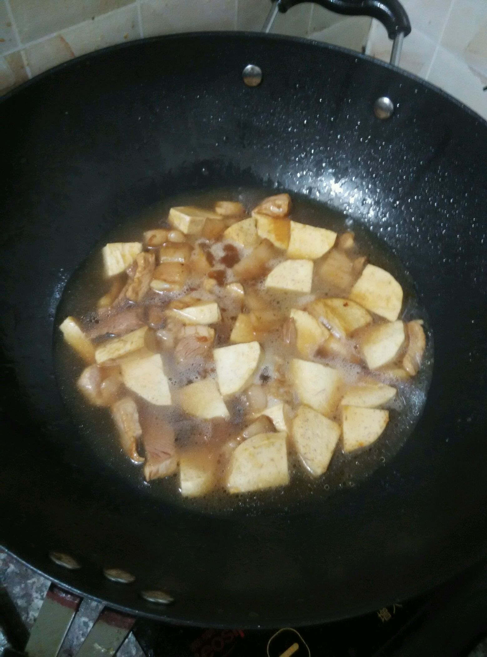 葱香芋头怎么做_葱香芋头的做法_豆果美食